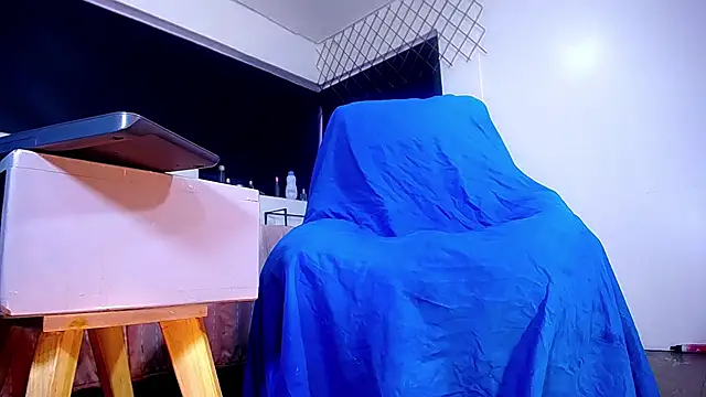 Snapshot of bellatrixx_69 chatting on October 2025 11:40:02 AM bellatrixx 69 online show from October 2025 11:40:02 AM