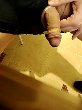 Snapshot of ChokeIce chatting on January 2026 09:46:01 AM ChokeIce online show from January 2026 09:46:01 AM