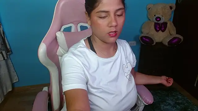 Snapshot of Candela-Smith chatting on February 2026 10:10:02 PM Candela-Smith online show from February 2026 10:10:02 PM