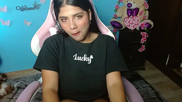 Candela-Smith online show from April 2026 05:16:02 PM