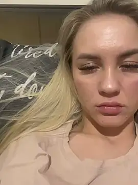 Snapshot of DreamGirl-777 chatting on January 2025 02:03:02 PM DreamGirl-777 online show from January 2025 02:03:02 PM