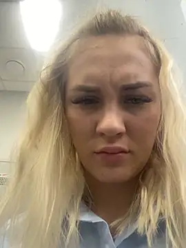 Snapshot of DreamGirl-777 chatting on January 2025 11:13:02 AM DreamGirl-777 online show from January 2025 11:13:02 AM