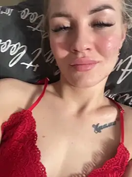 Snapshot of DreamGirl-777 chatting on February 2025 09:04:02 AM DreamGirl-777 online show from February 2025 09:04:02 AM