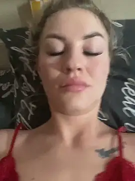 Snapshot of DreamGirl-777 chatting on February 2025 05:41:02 AM DreamGirl-777 online show from February 2025 05:41:02 AM