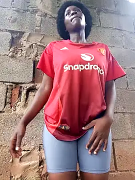 Snapshot of Swirly_blac chatting on November 2025 06:39:02 AM Swirly blac online show from November 2025 06:39:02 AM