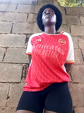 Snapshot of Swirly_blac chatting on November 2025 07:34:01 AM Swirly blac online show from November 2025 07:34:01 AM