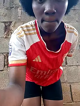 Snapshot of Swirly_blac chatting on November 2025 07:45:01 AM Swirly blac online show from November 2025 07:45:01 AM