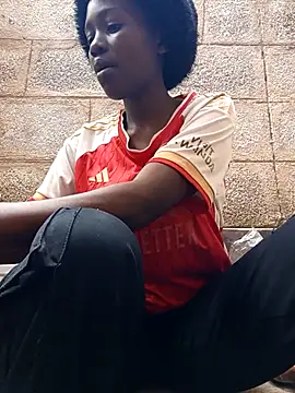 Snapshot of Swirly_blac chatting on November 2025 07:40:02 AM Swirly blac online show from November 2025 07:40:02 AM