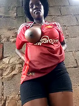 Snapshot of Swirly_blac chatting on November 2025 09:13:01 AM Swirly blac online show from November 2025 09:13:01 AM