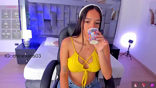 Chloe evans   online show from March 2025 11:30:02 AM