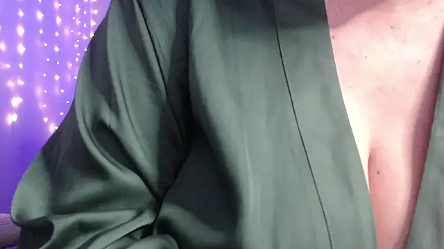 missdaniels online show from February 2025 02:03:02 AM