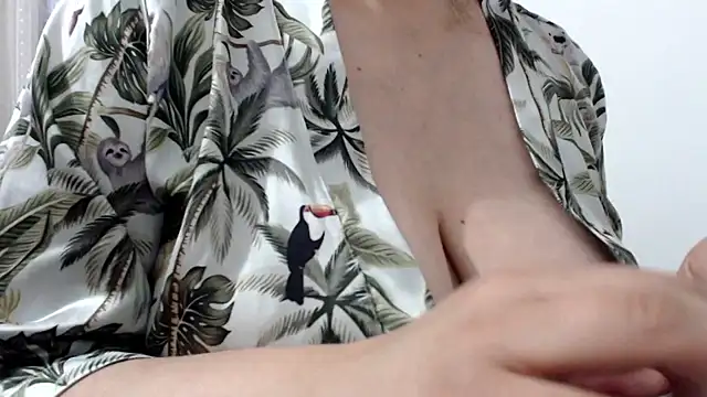 missdaniels online show from November 2025 10:54:02 PM