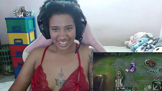 TiffanyRoouse online show from November 2025 02:59:01 AM