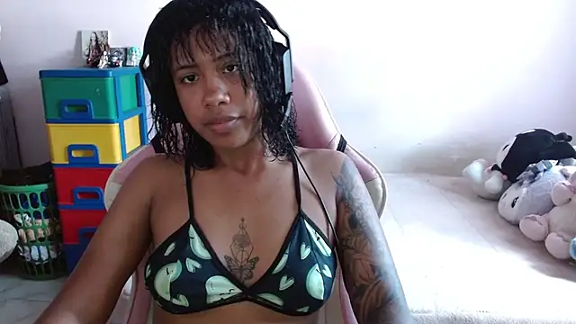 TiffanyRoouse online show from October 2025 08:53:02 PM