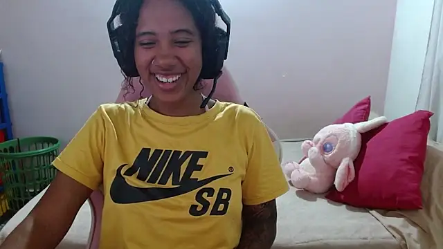 TiffanyRoouse online show from March 2025 11:57:02 PM