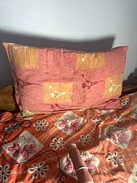 Snapshot of Bongcrush_3 chatting on November 2025 08:41:02 AM Bongcrush 3 online show from November 2025 08:41:02 AM