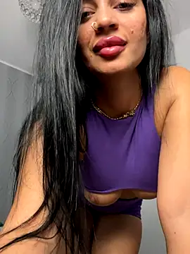  adelle online show from October 2025 12:26:02 PM