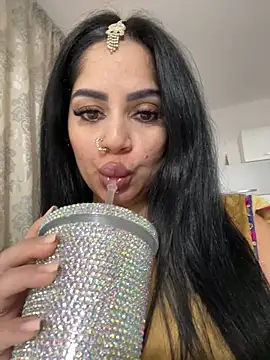  adelle online show from February 2026 12:13:02 PM