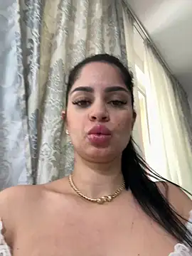  adelle online show from April 2026 10:49:02 AM