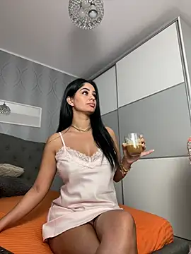 Snapshot of _adelle chatting on June 2026 05:24:01 AM adelle online show from June 2026 05:24:01 AM