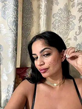  adelle online show from November 2025 11:42:02 AM