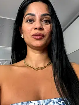  adelle online show from September 2025 11:53:02 AM