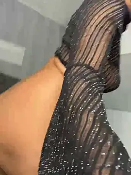  adelle online show from March 2025 01:18:01 PM