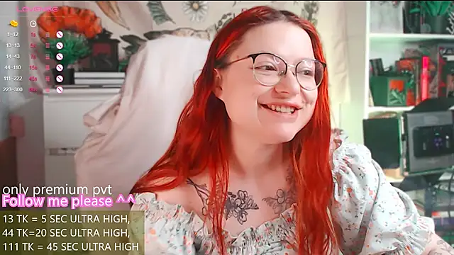 Snapshot of me__hanna chatting on January 2026 04:05:02 AM me hanna online show from January 2026 04:05:02 AM