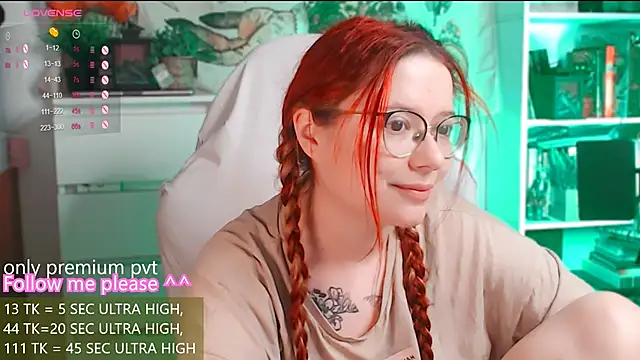 Snapshot of me__hanna chatting on January 2026 02:39:02 AM me hanna online show from January 2026 02:39:02 AM