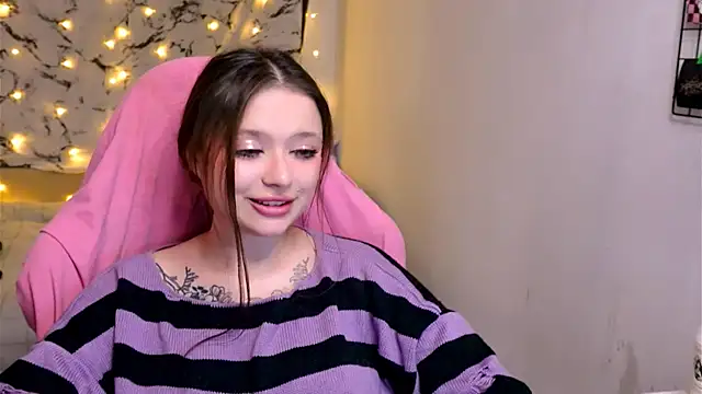 me  hanna online show from February 2025 11:30:02 PM