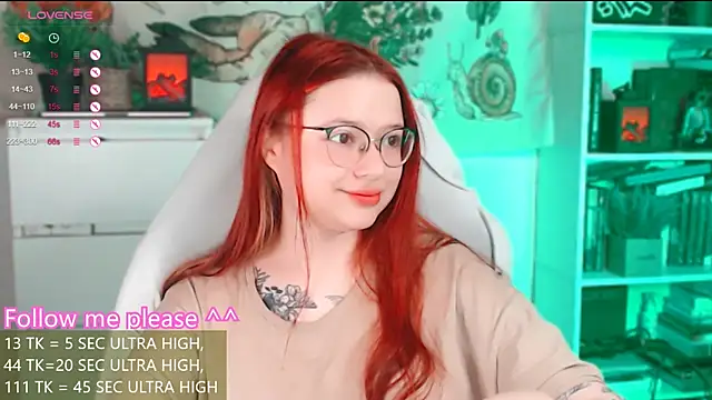 Snapshot of me__hanna chatting on December 2025 02:58:02 AM me hanna online show from December 2025 02:58:02 AM