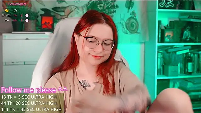 Snapshot of me__hanna chatting on December 2025 02:11:02 AM me hanna online show from December 2025 02:11:02 AM