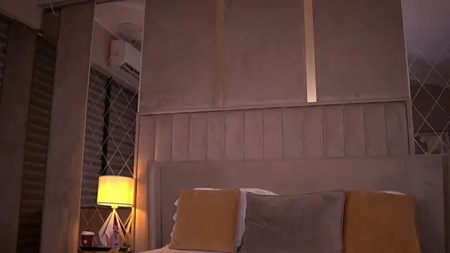 BlairSanders online show from November 2025 06:56:02 PM