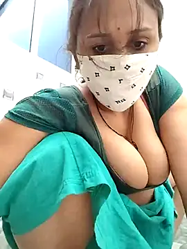 Snapshot of Archna-ji chatting on February 2025 11:43:02 AM Archna-ji online show from February 2025 11:43:02 AM