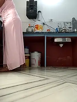 Snapshot of Archna-ji chatting on October 2025 04:36:02 AM Archna-ji online show from October 2025 04:36:02 AM