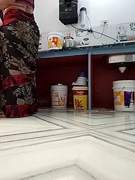 Snapshot of Archna-ji chatting on October 2025 03:40:02 AM Archna-ji online show from October 2025 03:40:02 AM