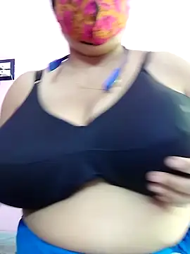 Snapshot of Kayra_34 chatting on October 2025 05:50:01 AM Kayra 34 online show from October 2025 05:50:01 AM