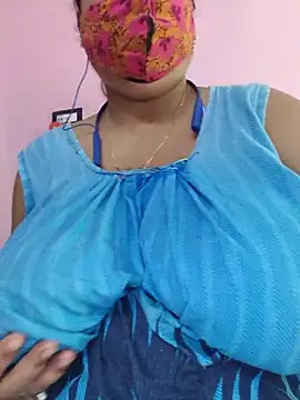 Snapshot of Kayra_34 chatting on June 2026 04:03:01 AM Kayra 34 online show from June 2026 04:03:01 AM