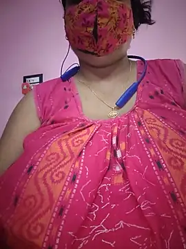 Snapshot of Kayra_34 chatting on June 2026 07:06:02 AM Kayra 34 online show from June 2026 07:06:02 AM