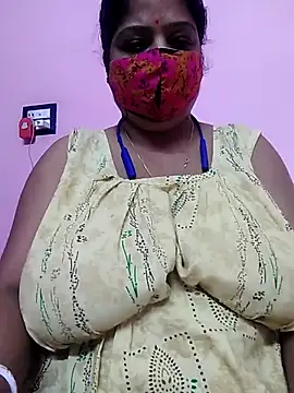 Snapshot of Kayra_34 chatting on November 2025 10:52:02 AM Kayra 34 online show from November 2025 10:52:02 AM