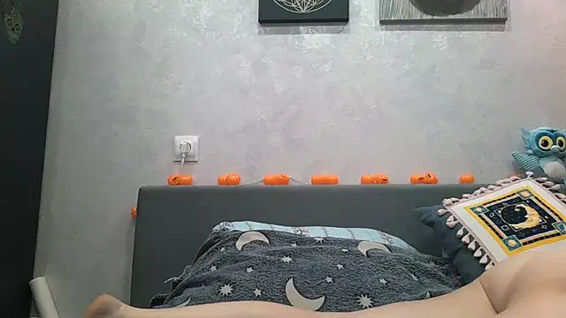 BlueXOwl online show from November 2025 06:45:01 PM