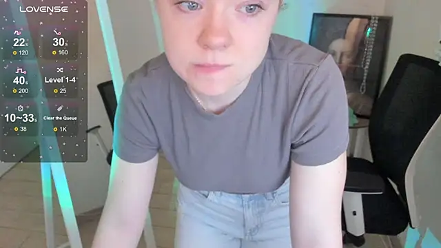 Florence meow online show from April 2026 06:26:01 AM