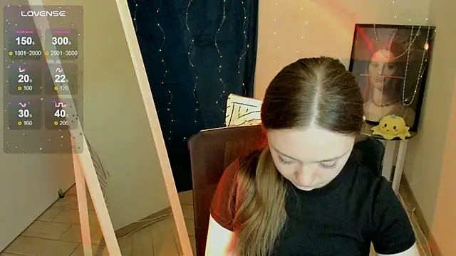 Florence meow online show from May 2026 07:01:02 AM