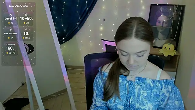 Florence meow online show from May 2026 07:28:01 AM