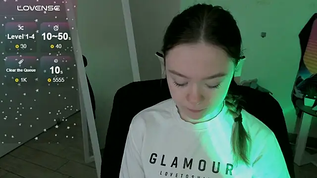 Florence meow online show from September 2025 06:29:02 AM