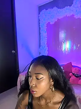 Snapshot of lilit_kyteler chatting on November 2025 08:25:01 PM lilit kyteler online show from November 2025 08:25:01 PM