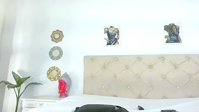 lilit kyteler online show from January 2025 10:23:01 PM