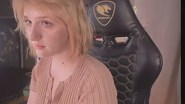 ELLIEJAY online show from January 2026 12:23:02 PM