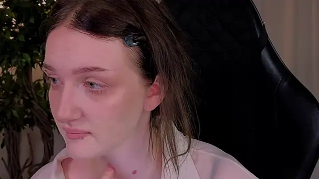 ELLIEJAY online show from November 2025 05:17:02 AM