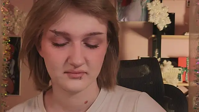 ELLIEJAY online show from January 2026 05:22:02 AM